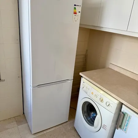 Homestay Alcantara 3 Sem Janelas Lisbon