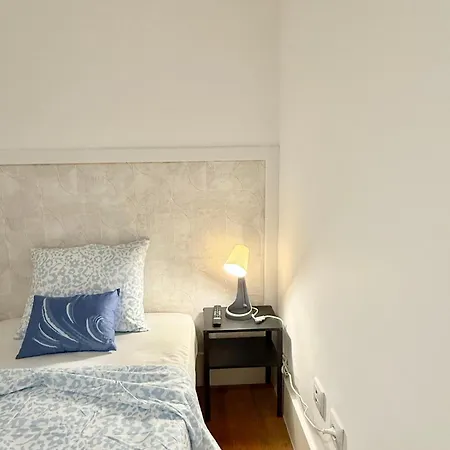 Alcantara 3 Sem Janelas Homestay *